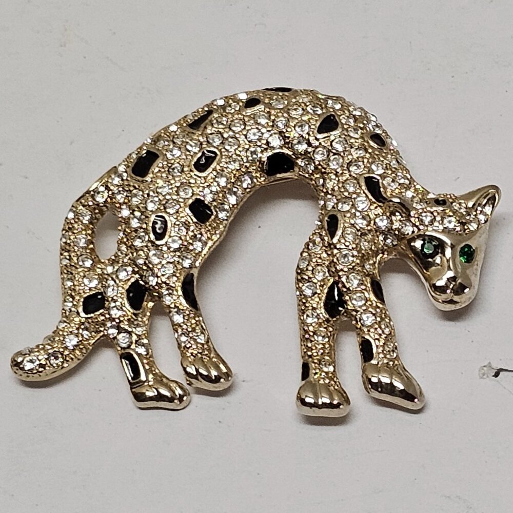 Women Vintage Brooch Pin Gold Tone Rhinestones Animal Cheetah Leopard Green Eyes